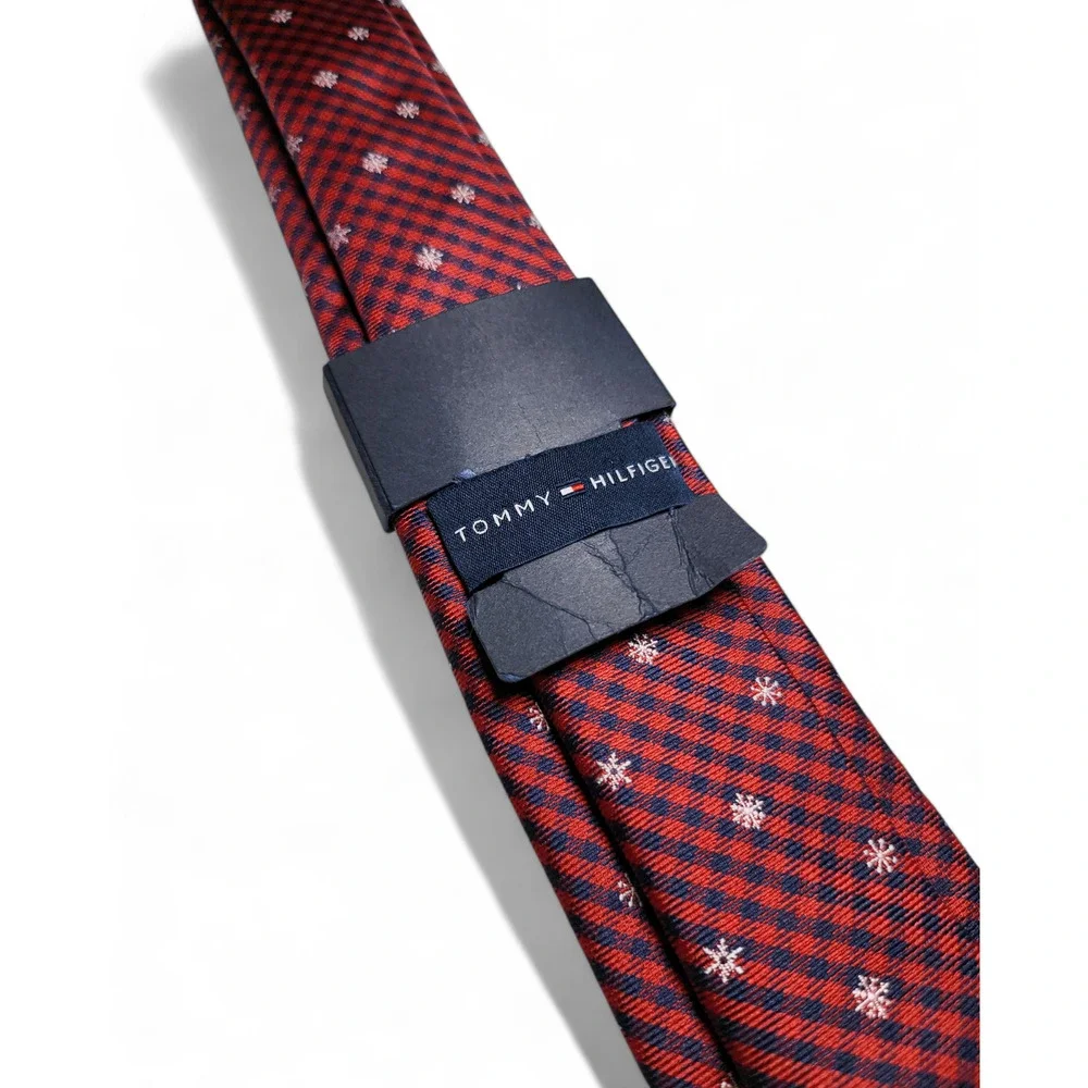 NWT TOMMY‎ HILFIGER Let it Snow Embroidered Christmas Holiday Red Check Boys Tie
